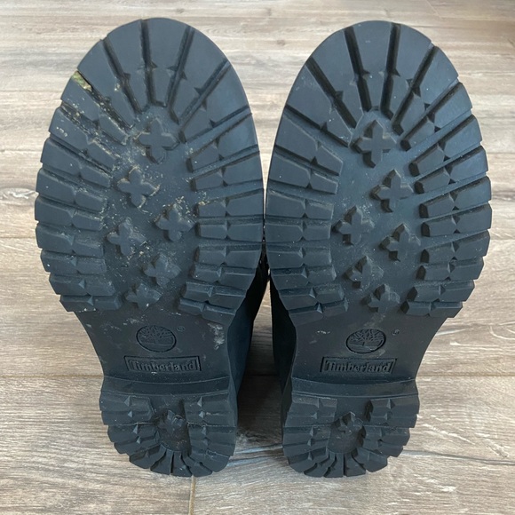 Timberland Women's 6 Inch Premium Waterproof Boots - Picture 6 of 9